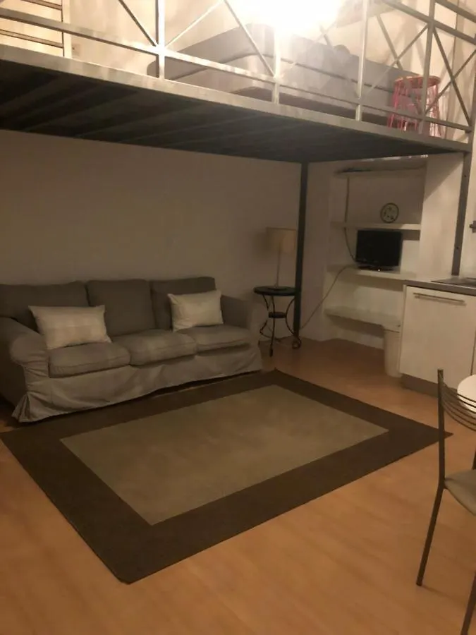 Cozy Loft In Milan Apartment